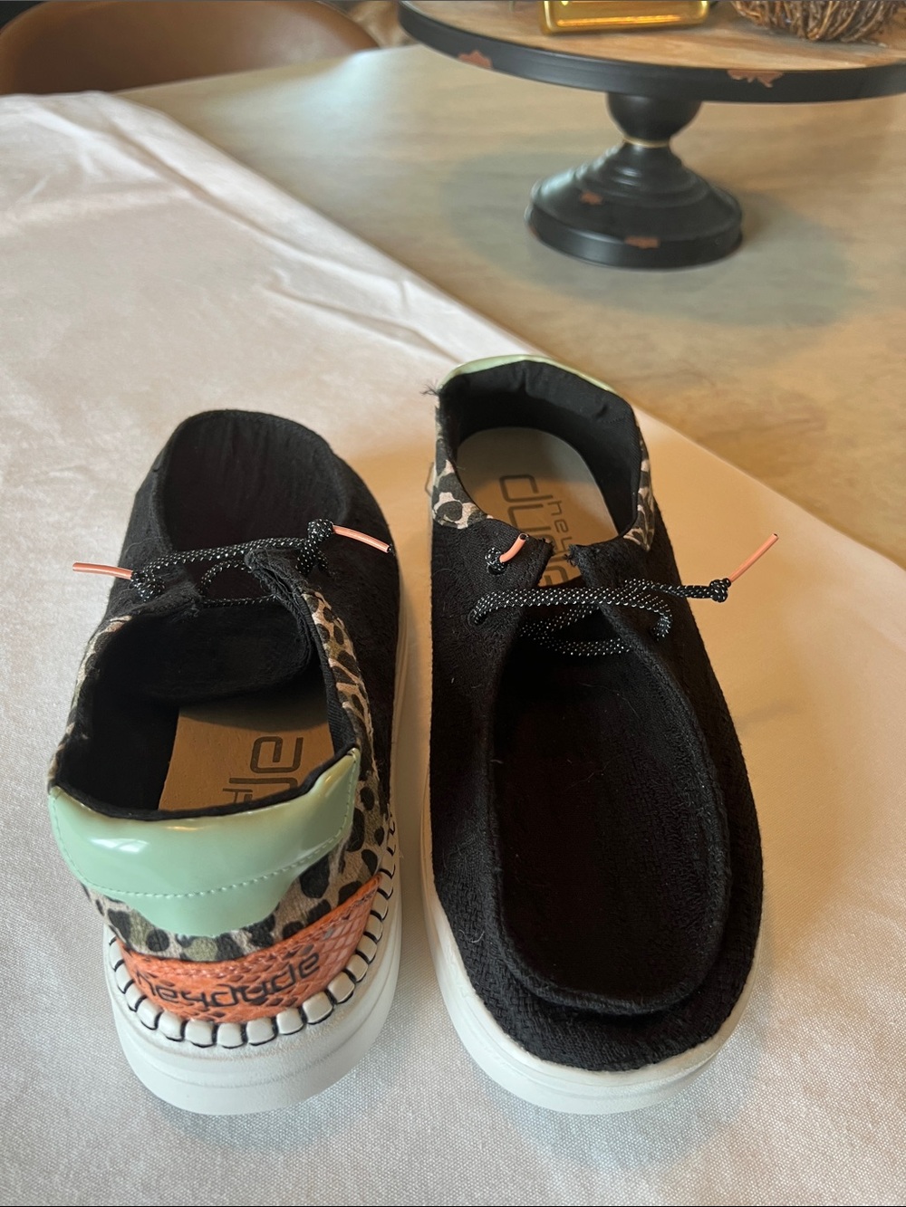 Hey Dude Women’s lightweight Slip-On Sneaker - Picture 2 of 9